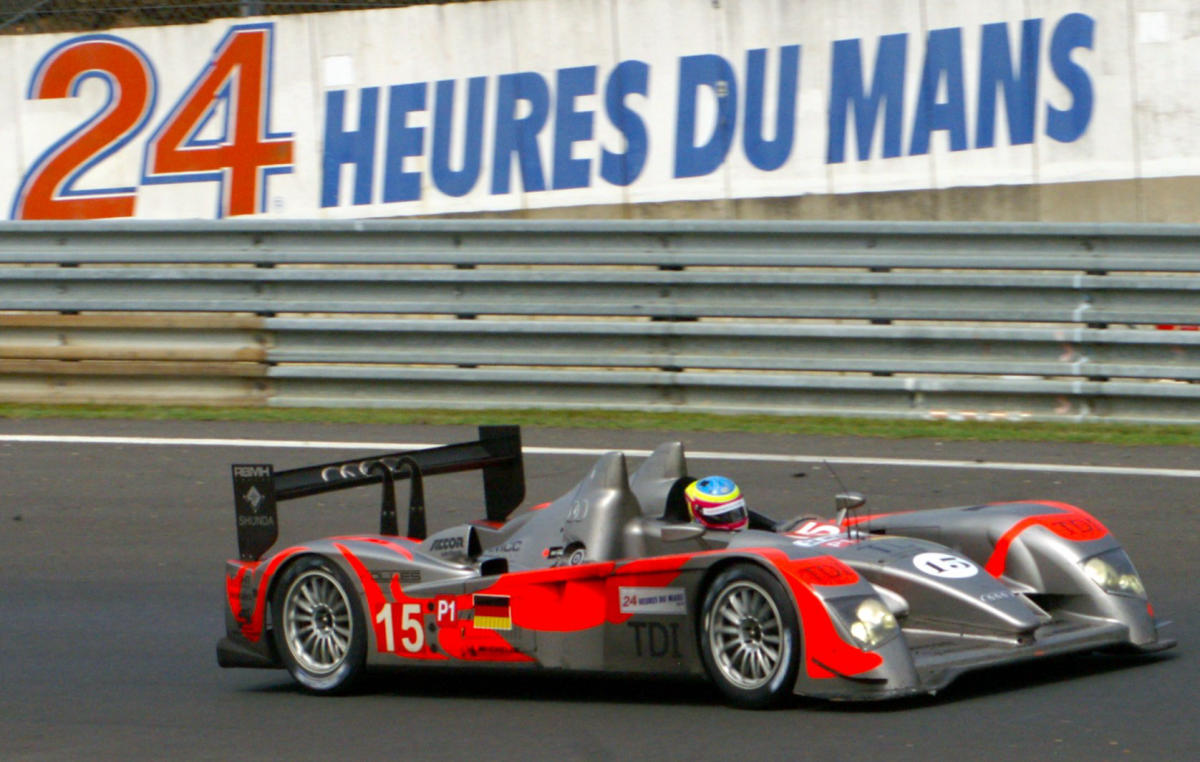 Kolles's Audi R10 TDI Driven by Christian Bakkerud, Oliver Jarvis and Christijan Albers (4737990989).jpg