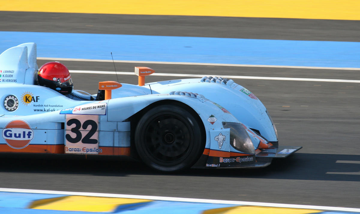 Zytek 07S-2 - Juan Barazi, Michael Vergers & Karim Ojjeh at Tertre Rouge at the 2007 Le Mans (55033573241).jpg