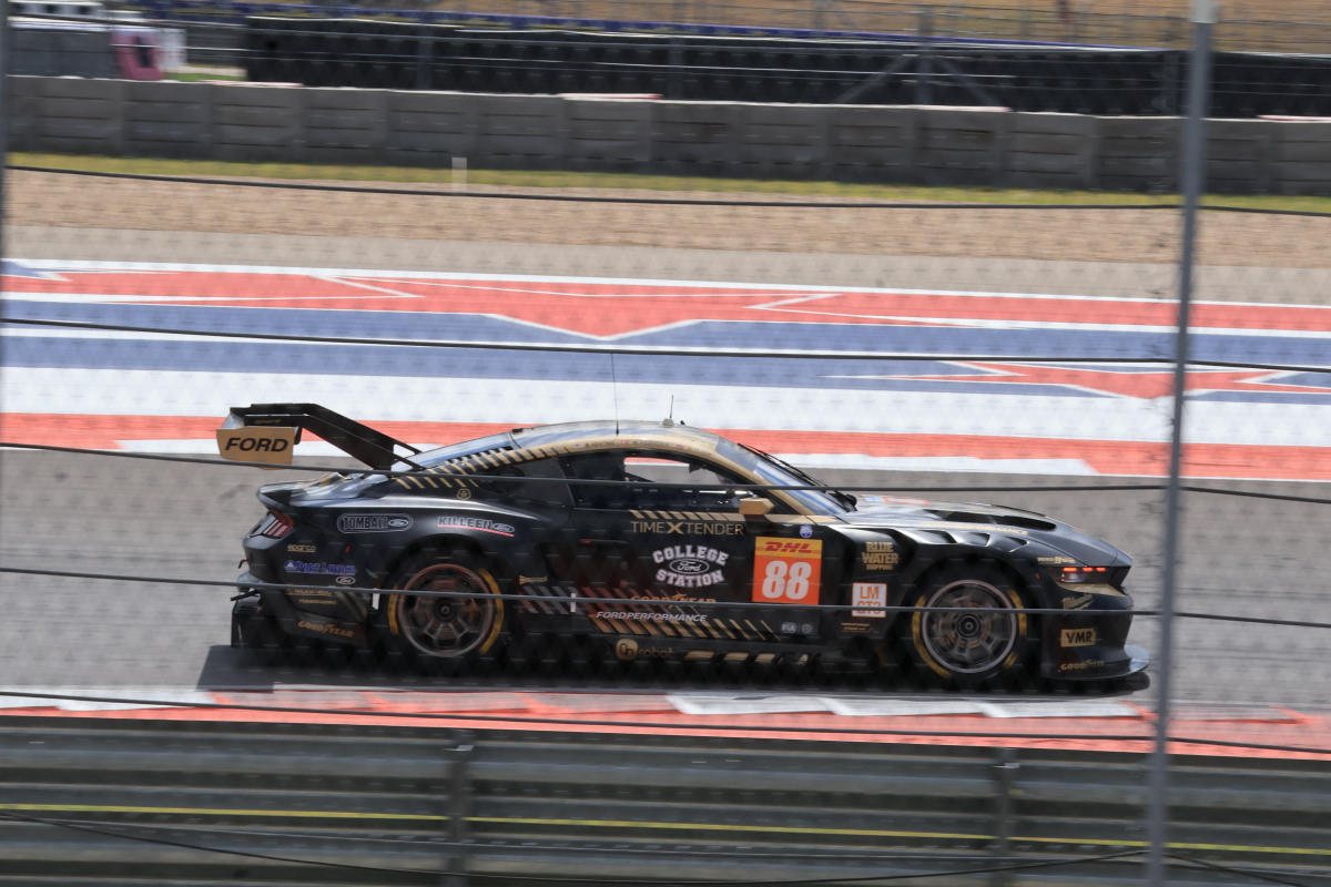 Ford Mustang GT3 88 Lone Star Le Mans WEC Proton Competition.jpg